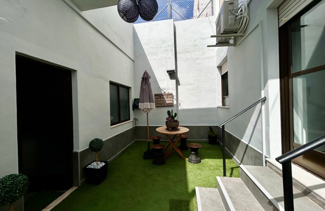 Resale - Apartment -
Torremendo - Costa Blanca