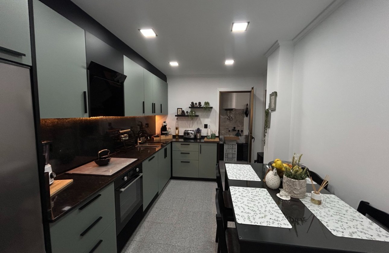 Resale - Apartment -
Torremendo - Costa Blanca