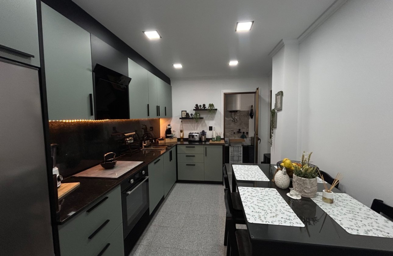 Resale - Apartment -
Torremendo - Costa Blanca