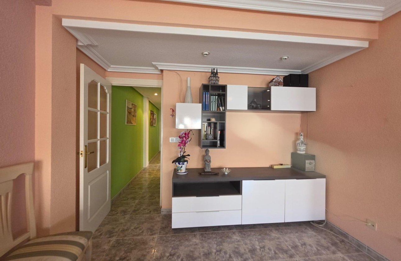 Resale - Apartment -
Torrevieja - Acequion