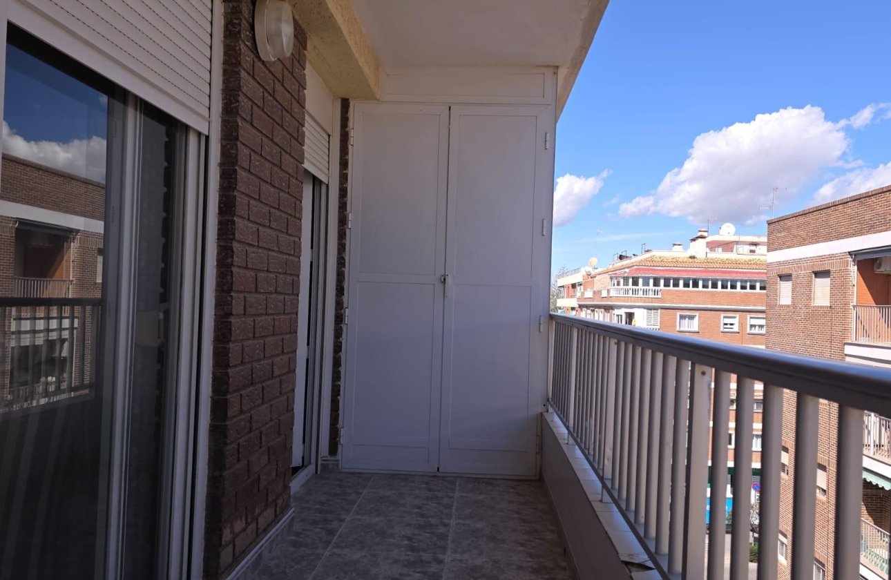 Resale - Apartment -
Torrevieja - Acequion