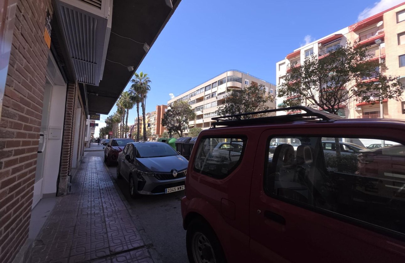 Resale - Apartment -
Torrevieja - Acequion