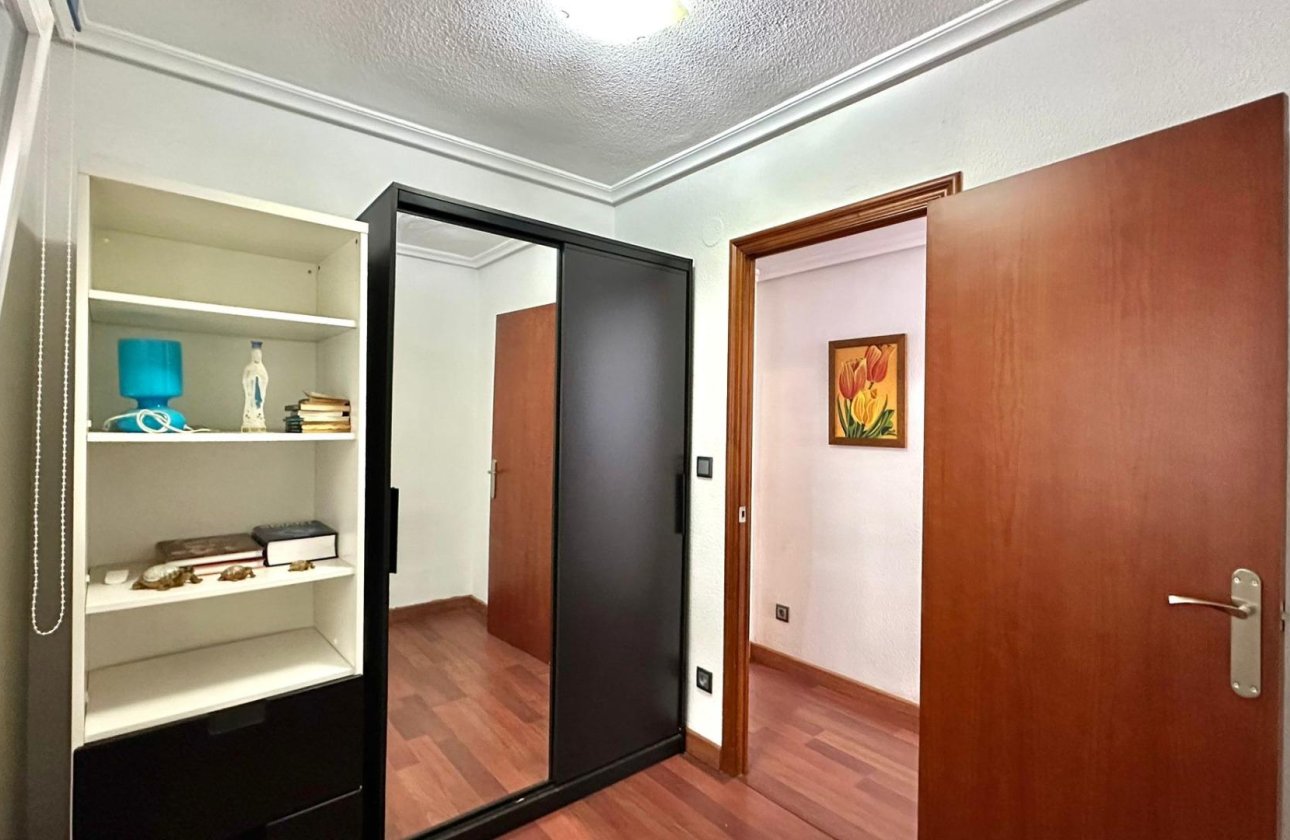 Resale - Apartment -
Torrevieja - Acequion