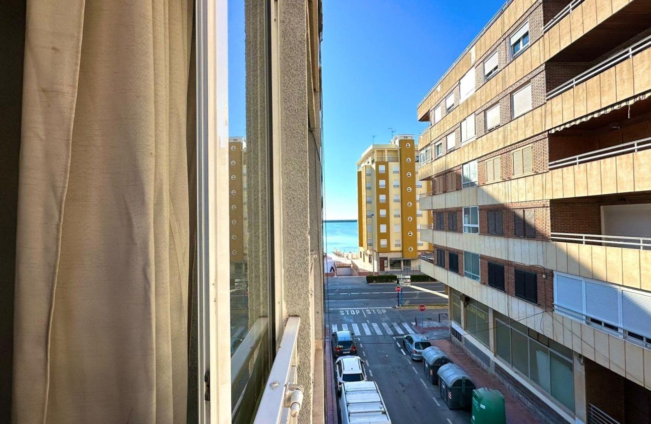 Resale - Apartment -
Torrevieja - Acequion