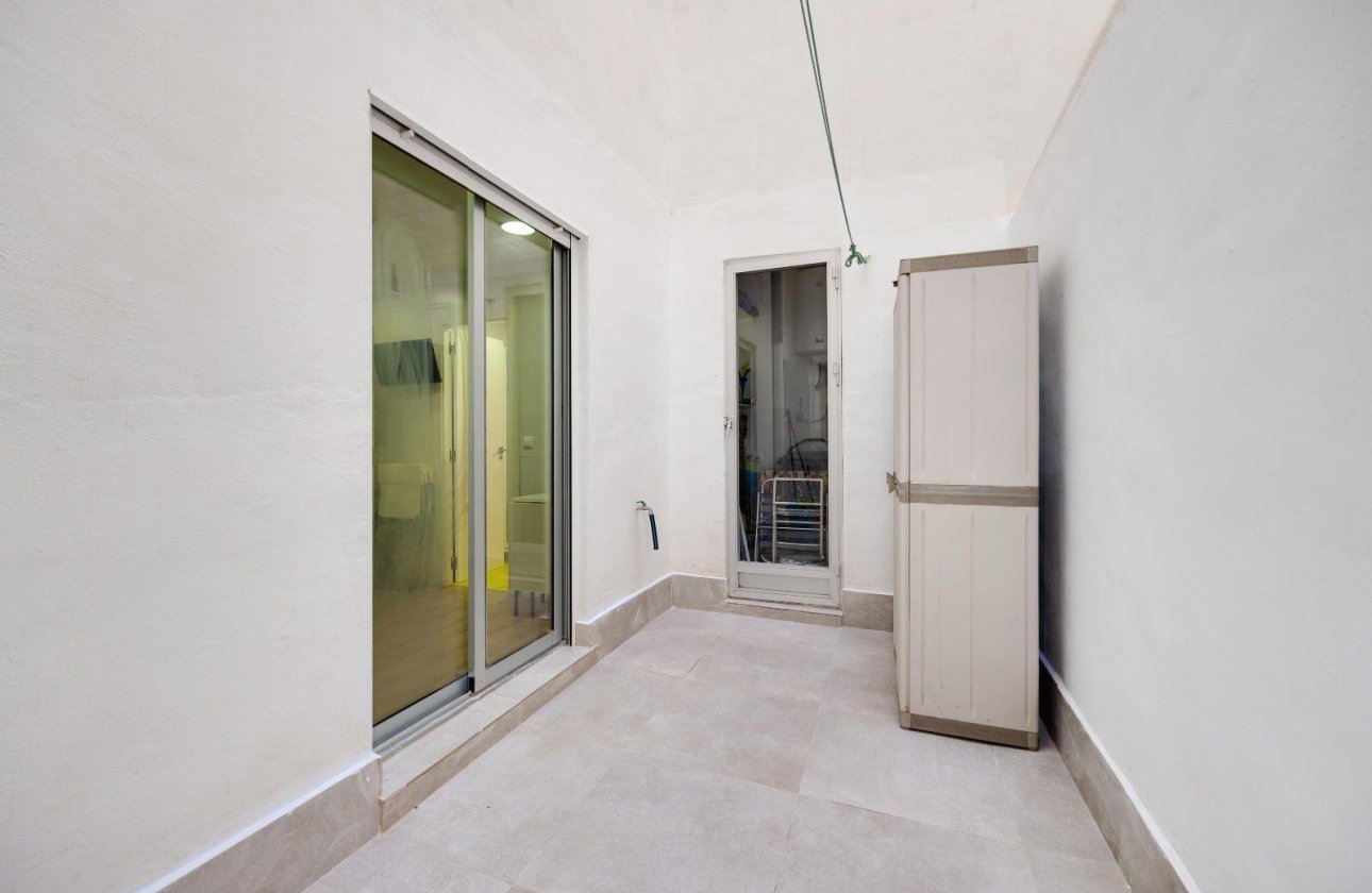 Resale - Apartment -
Torrevieja - Acequion