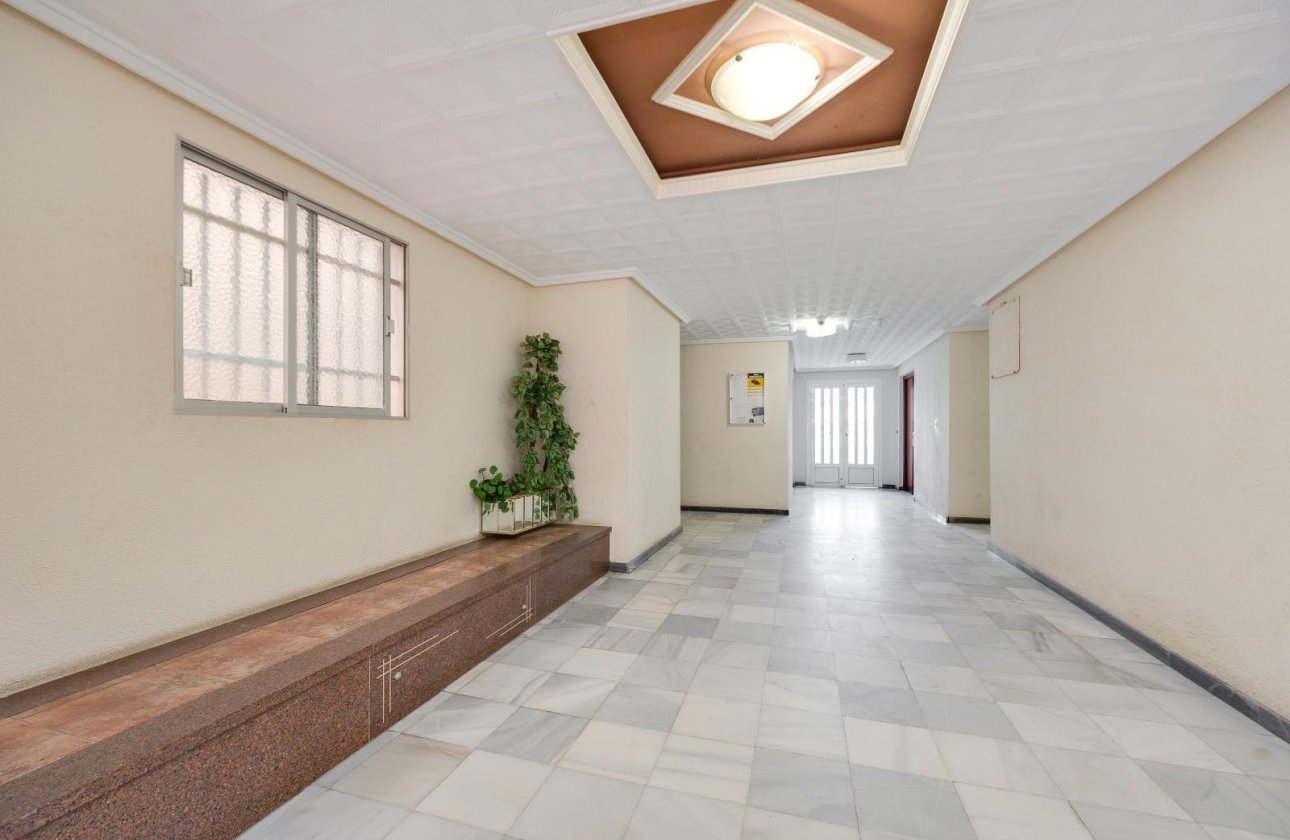 Resale - Apartment -
Torrevieja - Acequion