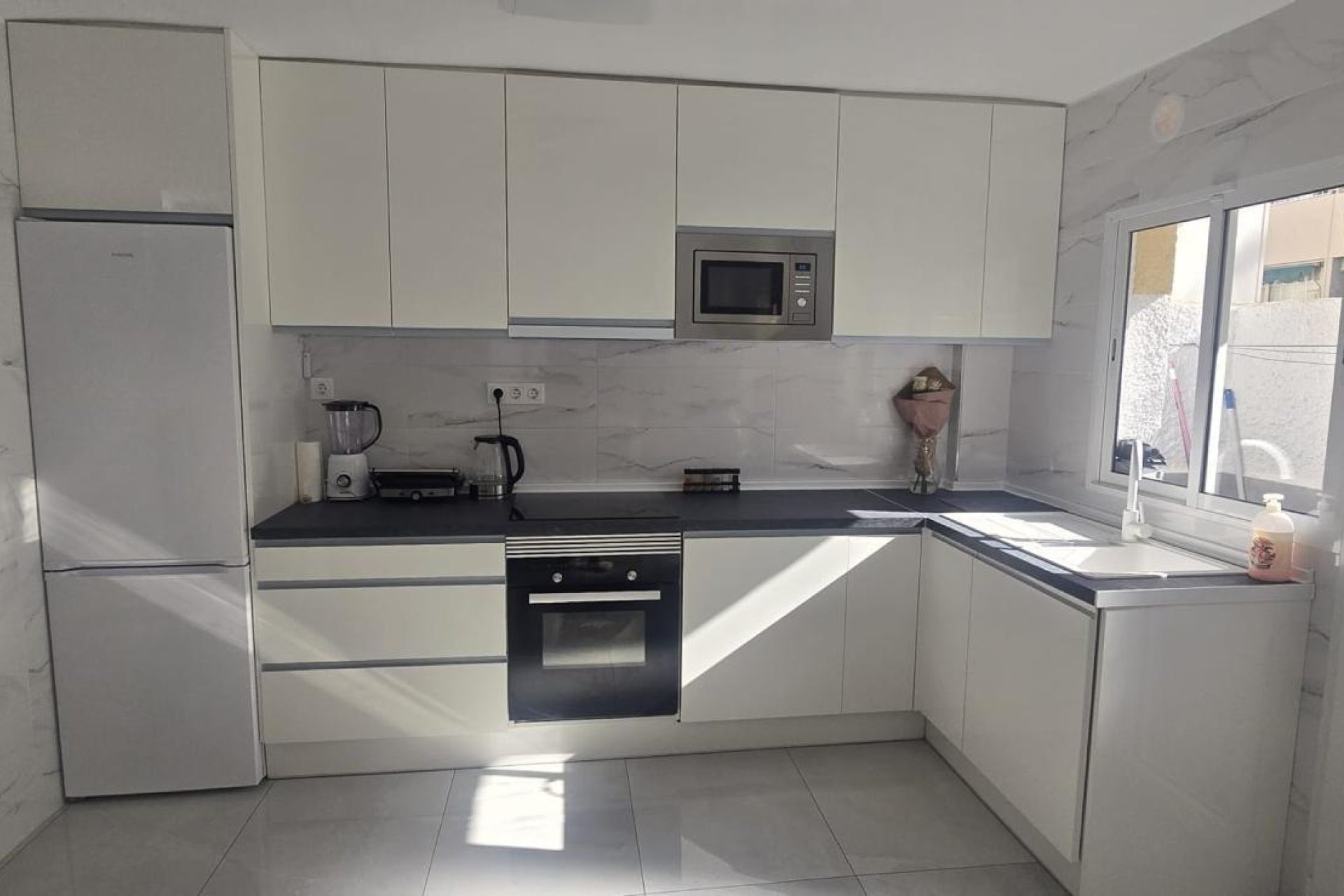 Resale - Apartment -
Torrevieja - Acequion
