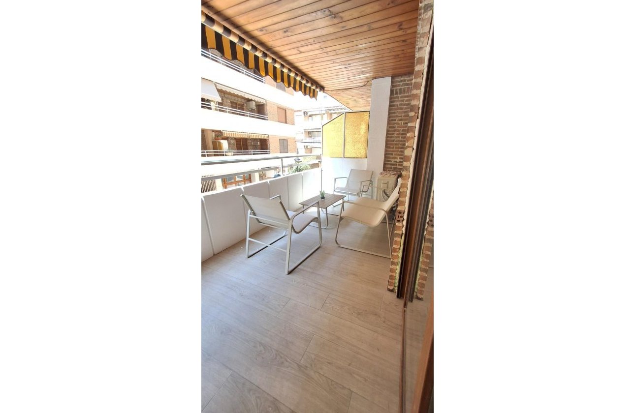 Resale - Apartment -
Torrevieja - Acequion