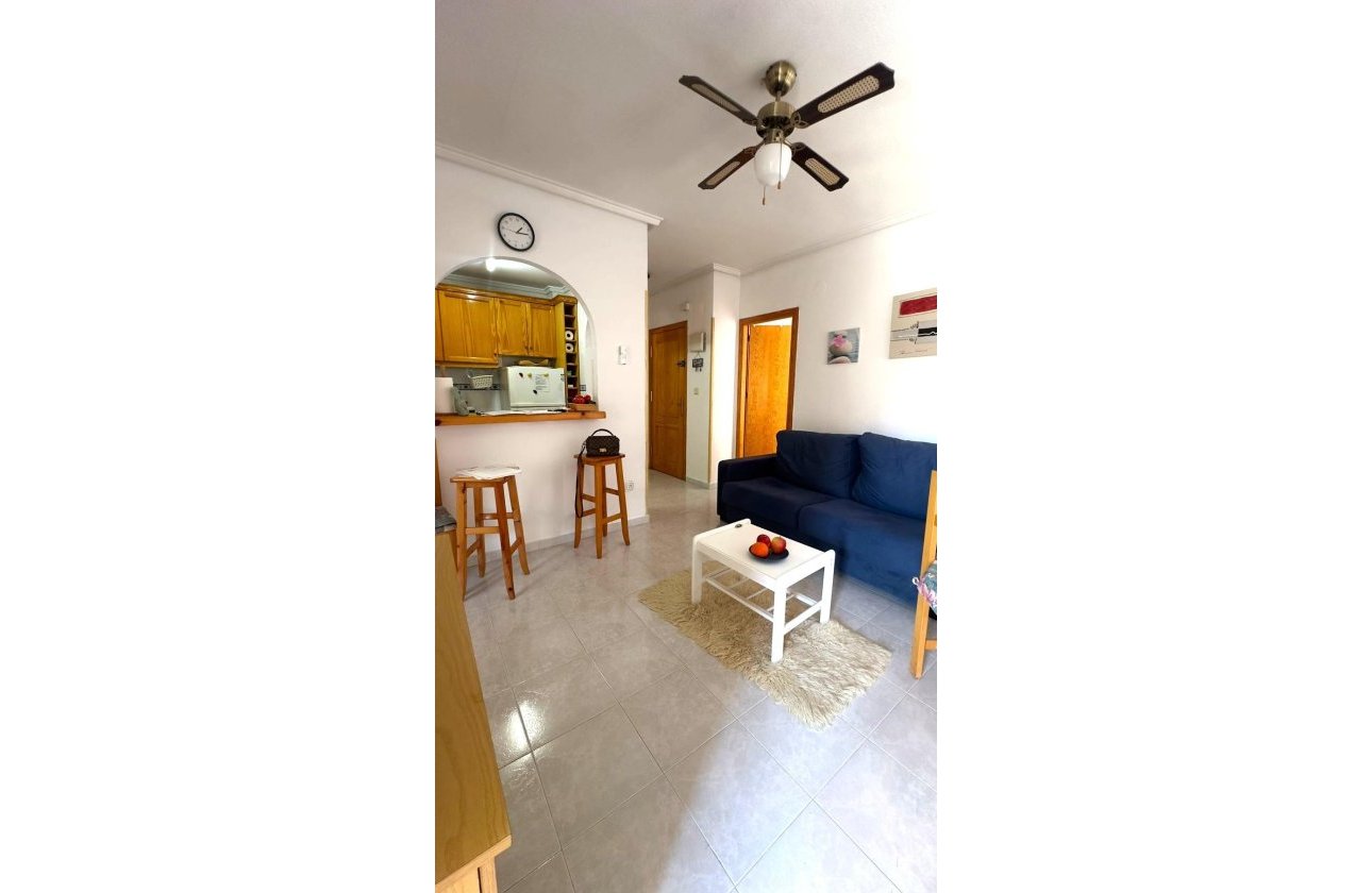 Resale - Apartment -
Torrevieja - Acequion