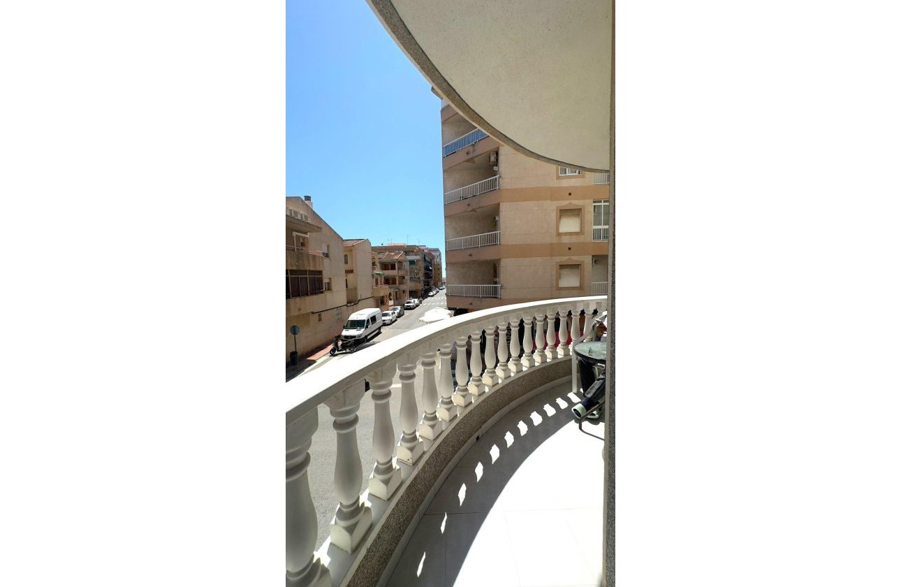 Resale - Apartment -
Torrevieja - Acequion