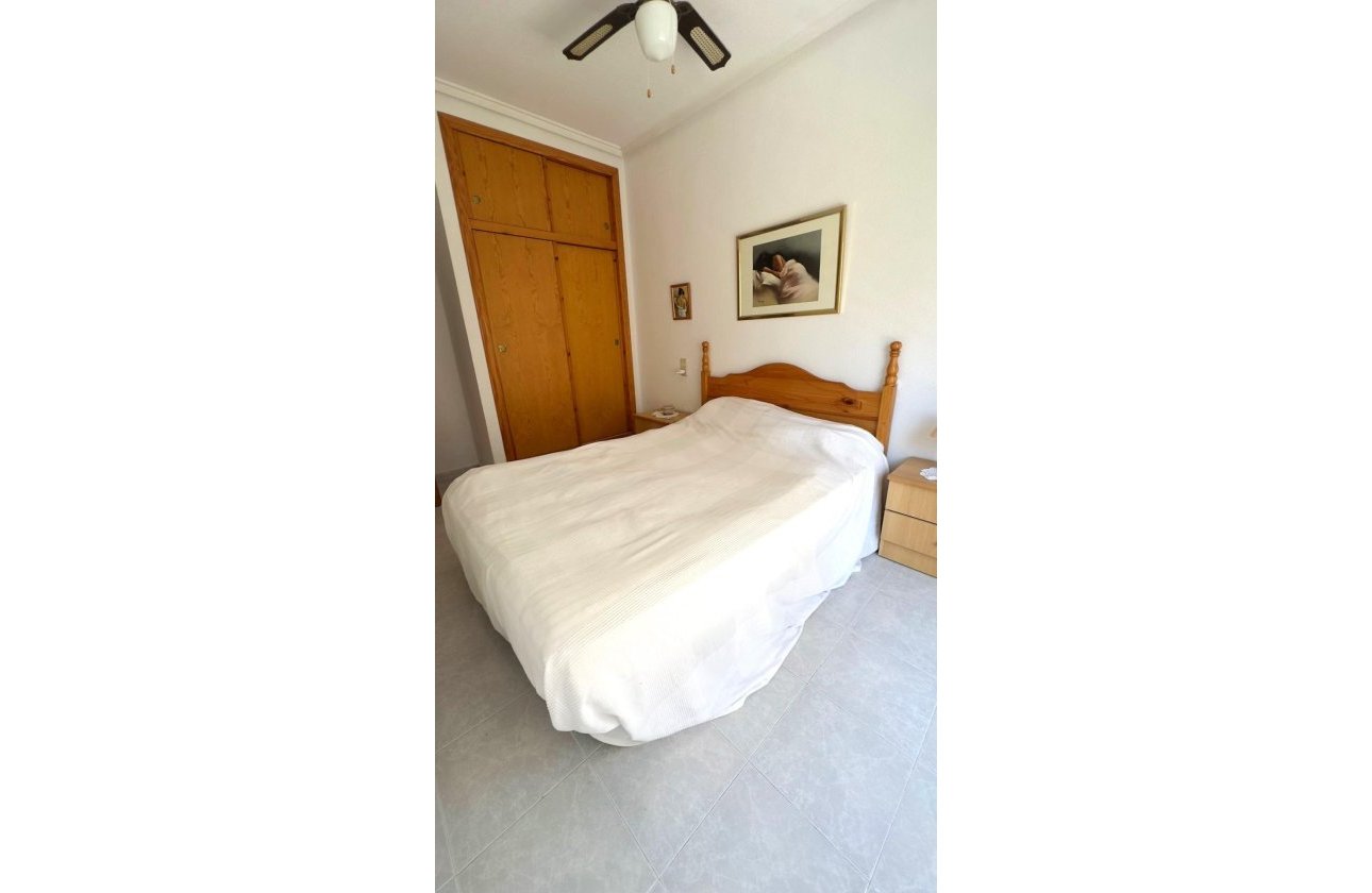 Resale - Apartment -
Torrevieja - Acequion
