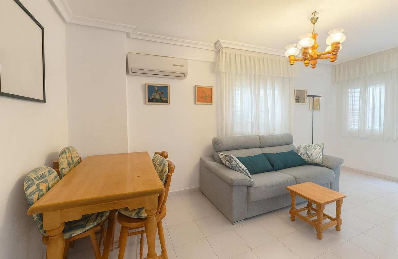 Resale - Apartment -
Torrevieja - Acequion