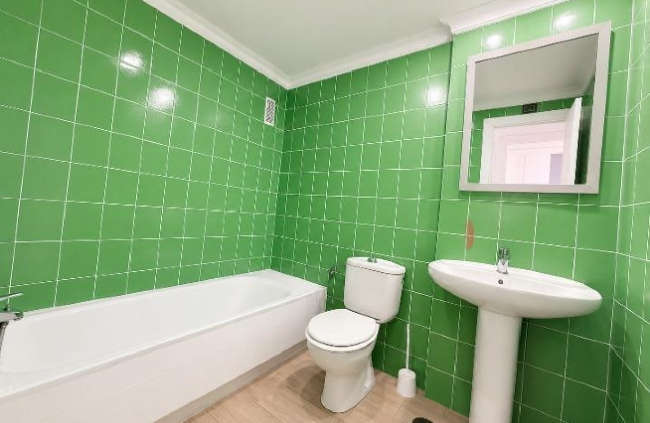 Resale - Apartment -
Torrevieja - Acequion