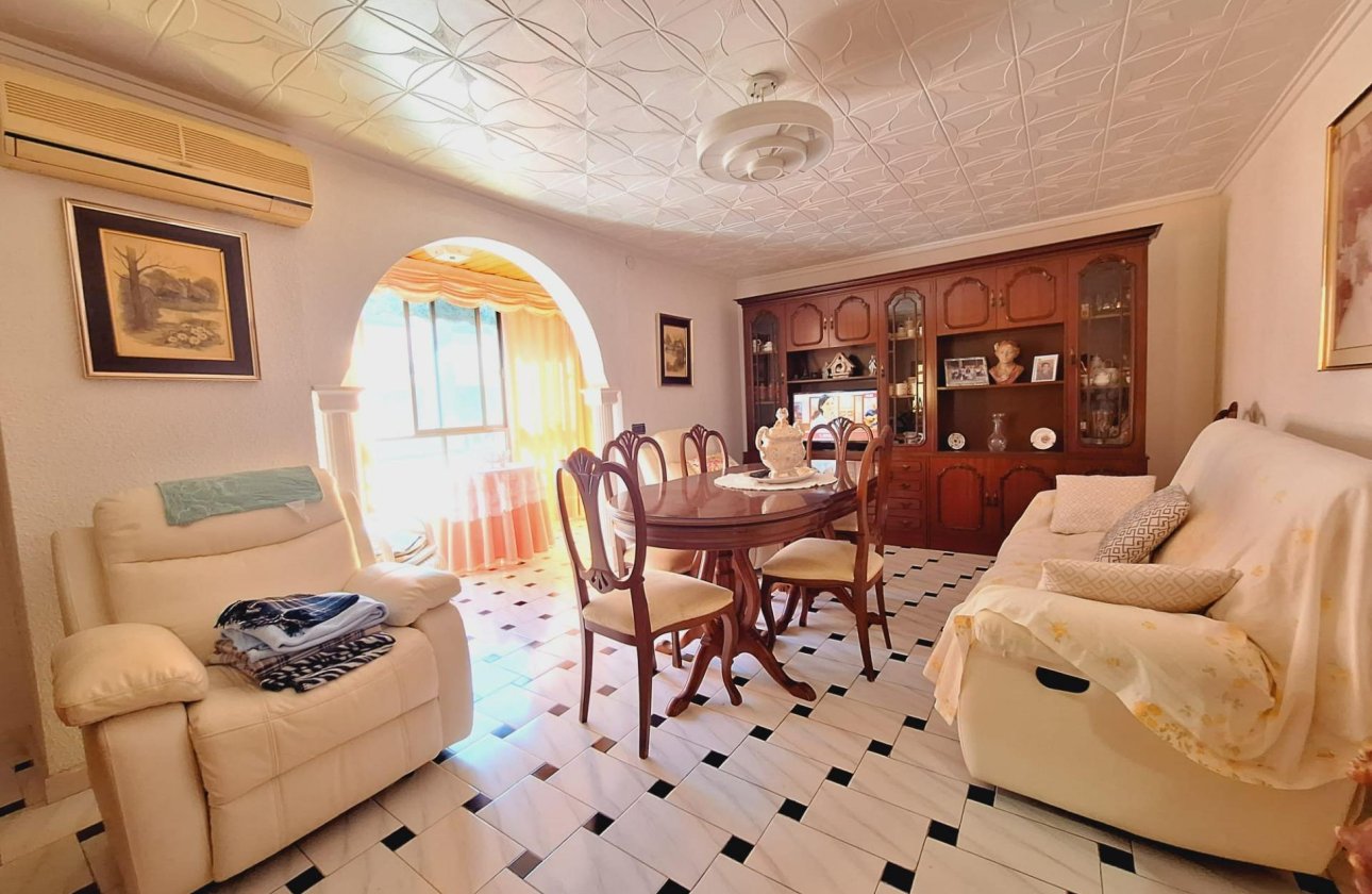 Resale - Apartment -
Torrevieja - Acequion