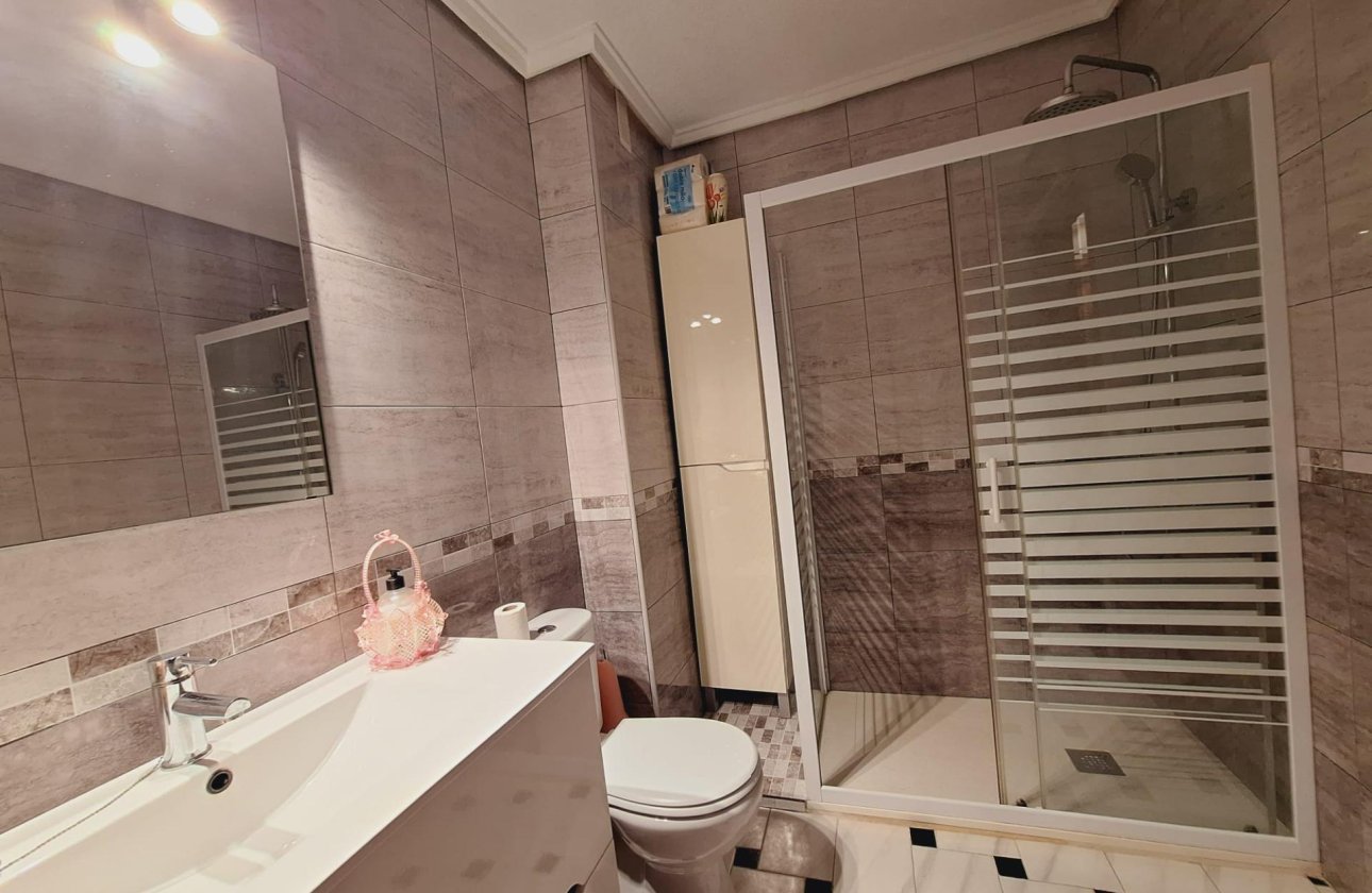 Resale - Apartment -
Torrevieja - Acequion