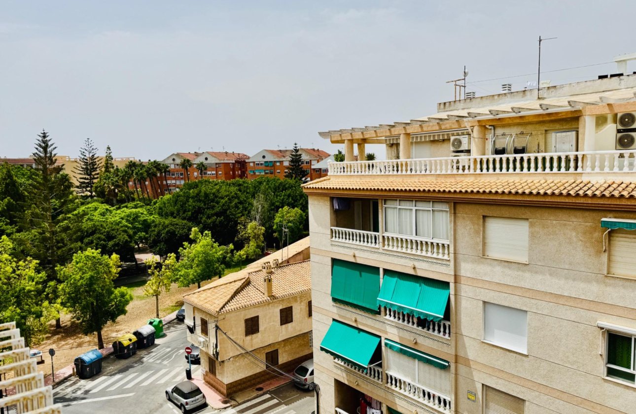 Resale - Apartment -
Torrevieja - Acequion