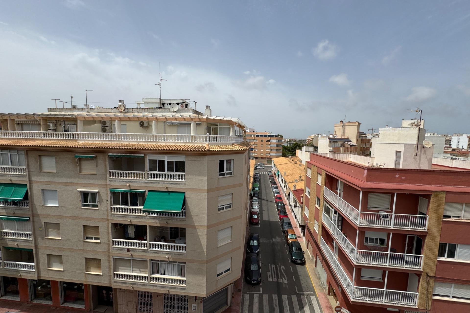 Resale - Apartment -
Torrevieja - Acequion