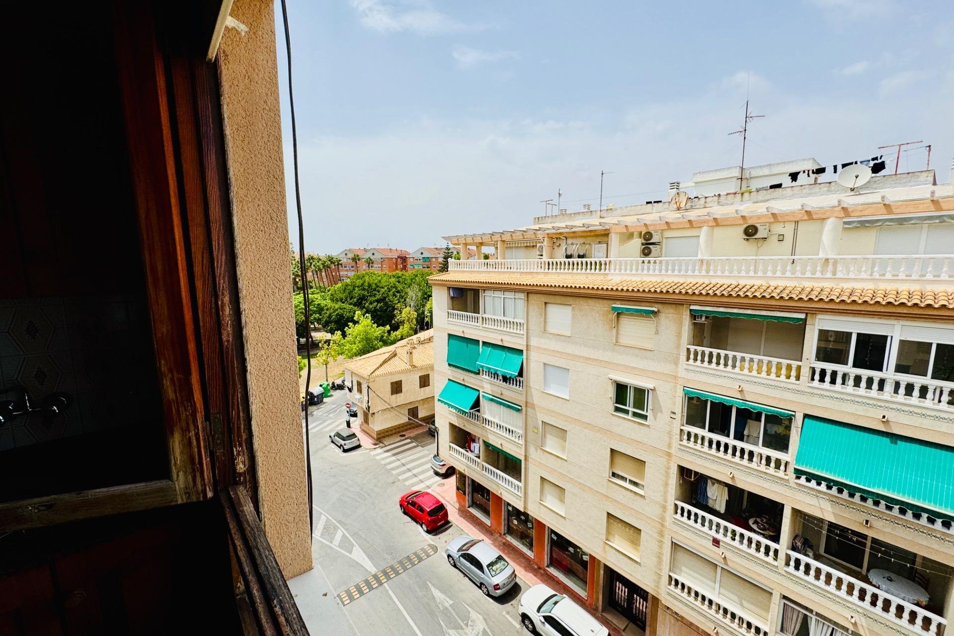 Resale - Apartment -
Torrevieja - Acequion