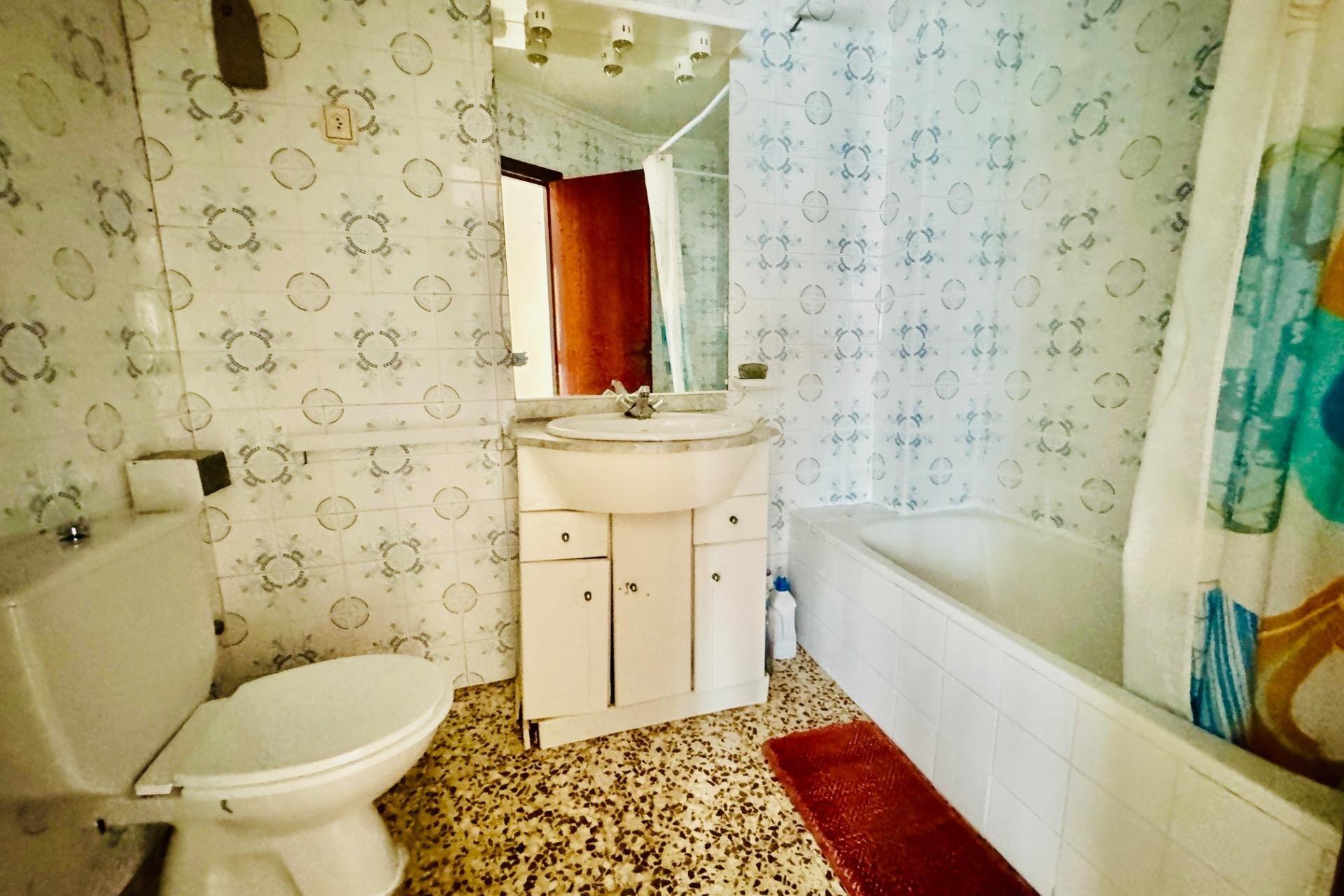 Resale - Apartment -
Torrevieja - Acequion
