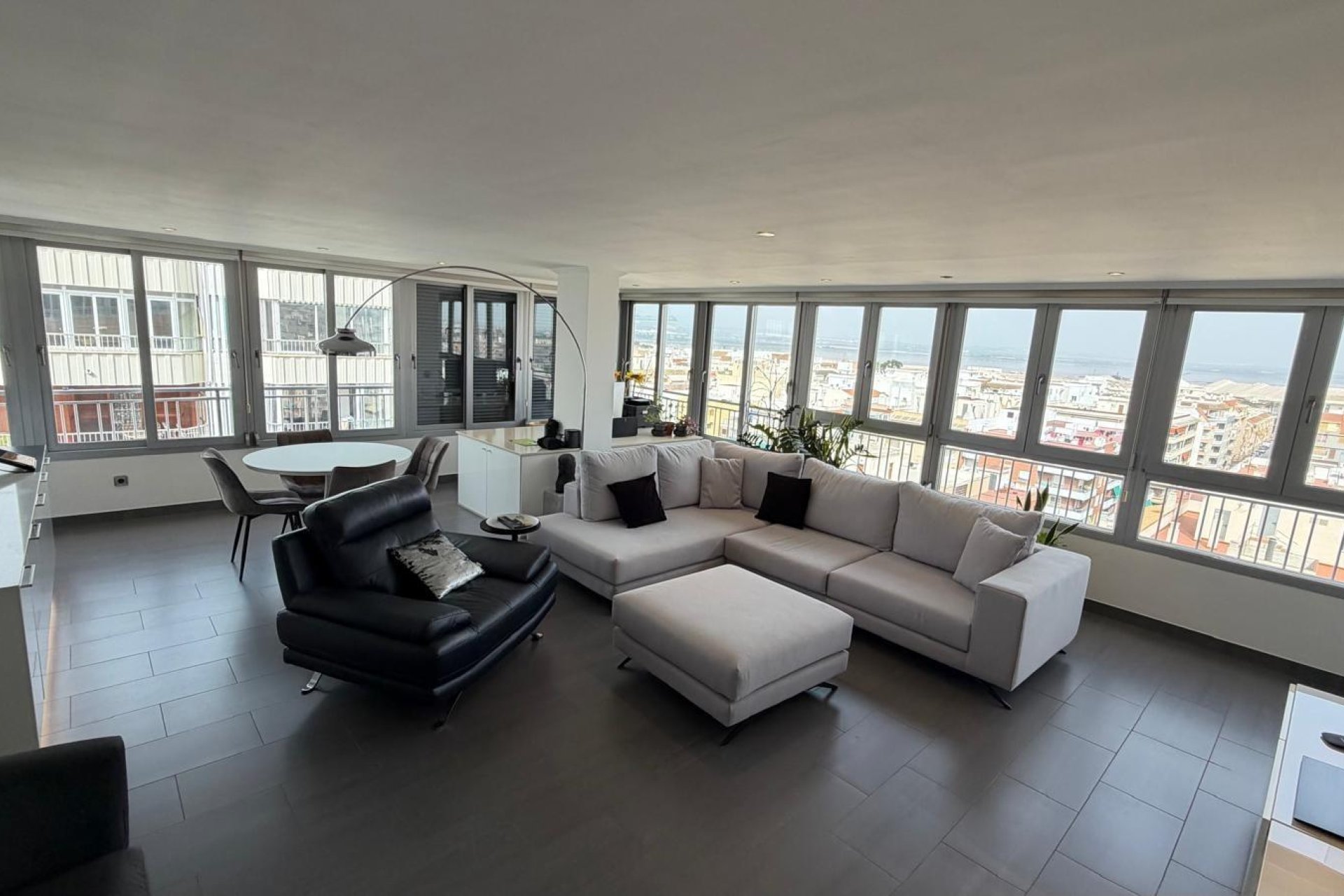 Resale - Apartment -
Torrevieja - Acequion
