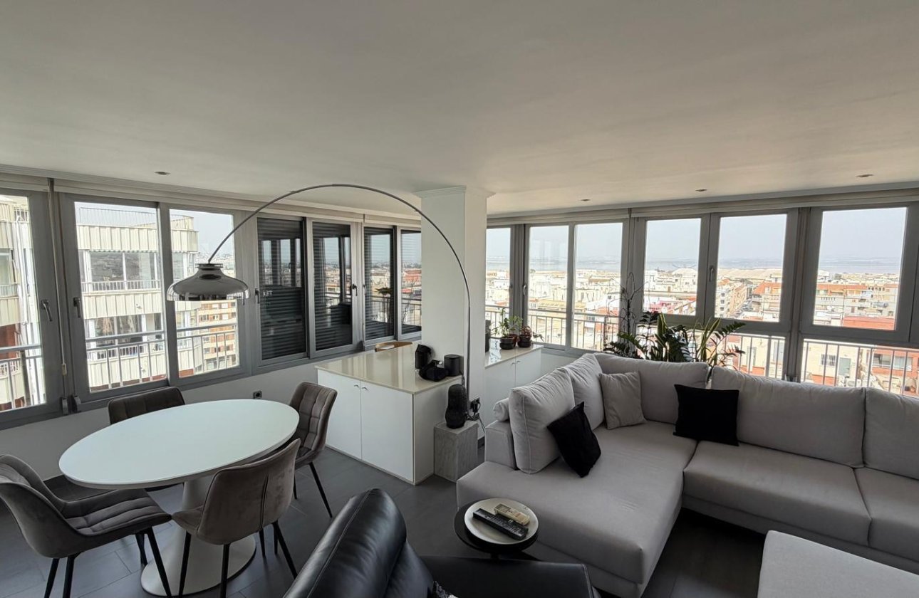 Resale - Apartment -
Torrevieja - Acequion