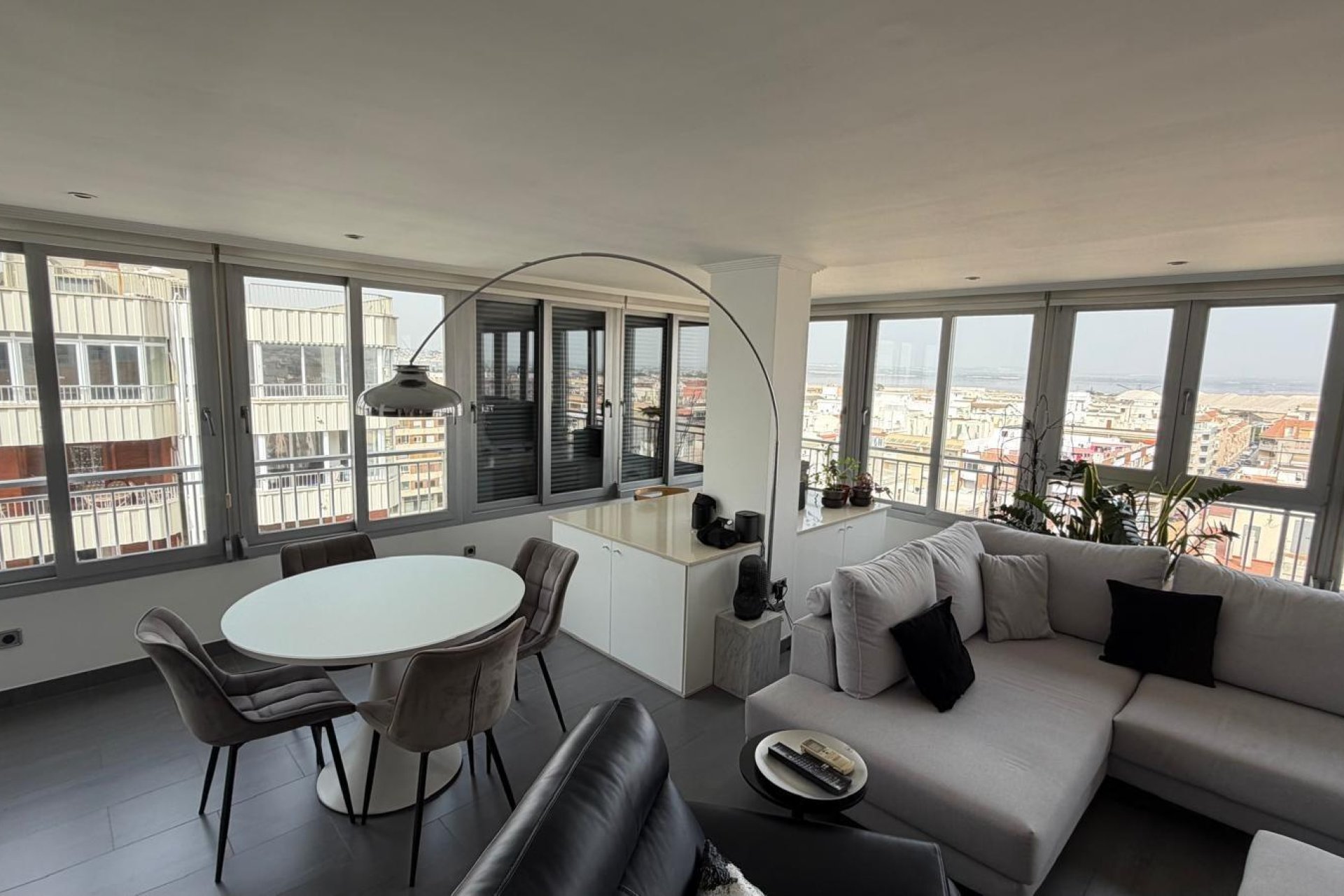 Resale - Apartment -
Torrevieja - Acequion