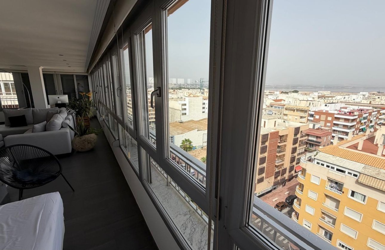 Resale - Apartment -
Torrevieja - Acequion