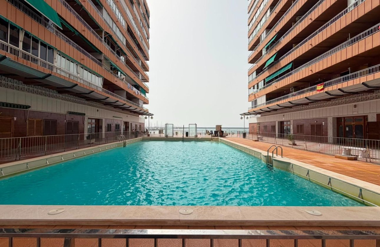Resale - Apartment -
Torrevieja - Acequion