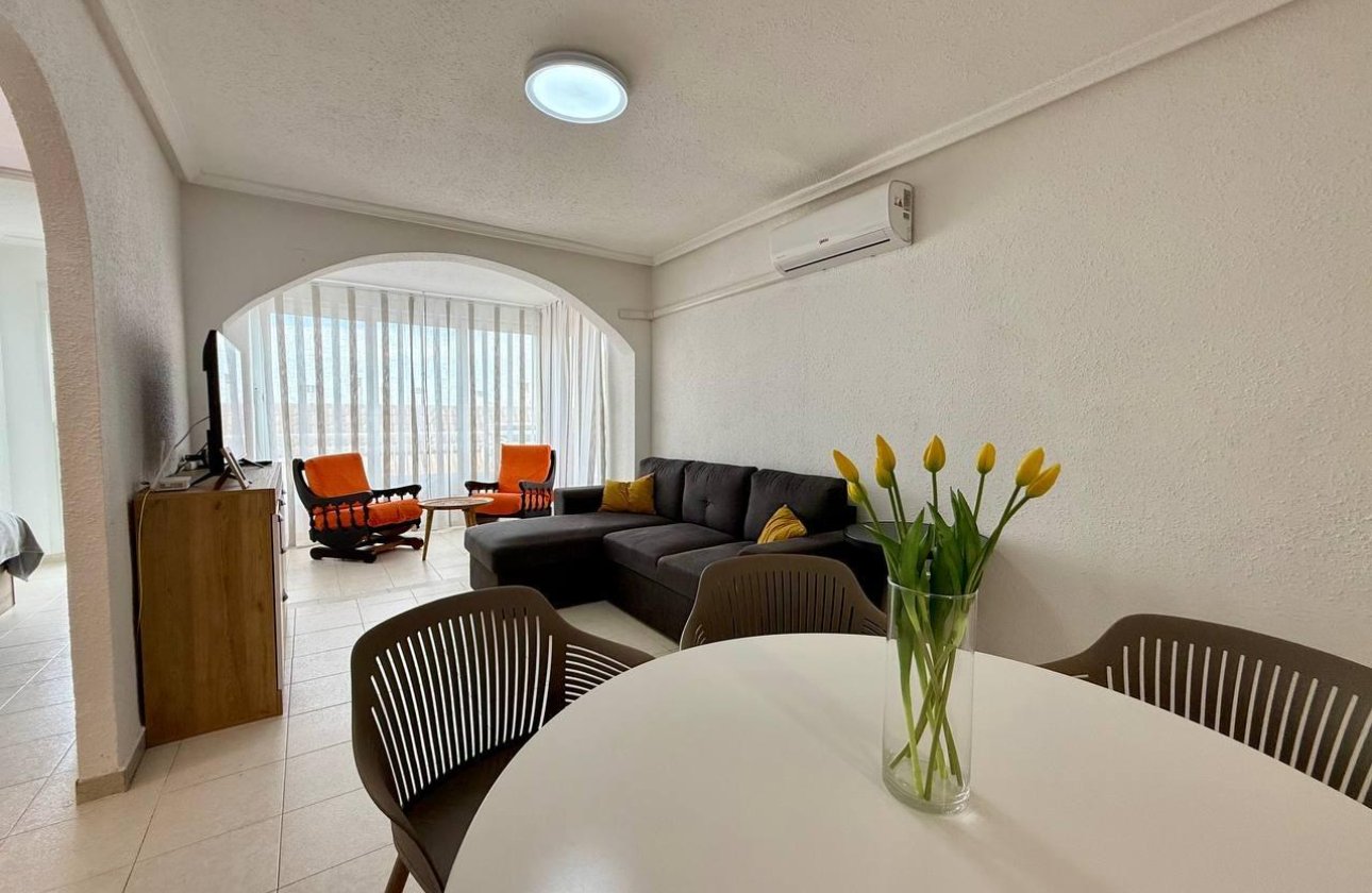 Resale - Apartment -
Torrevieja - Acequion