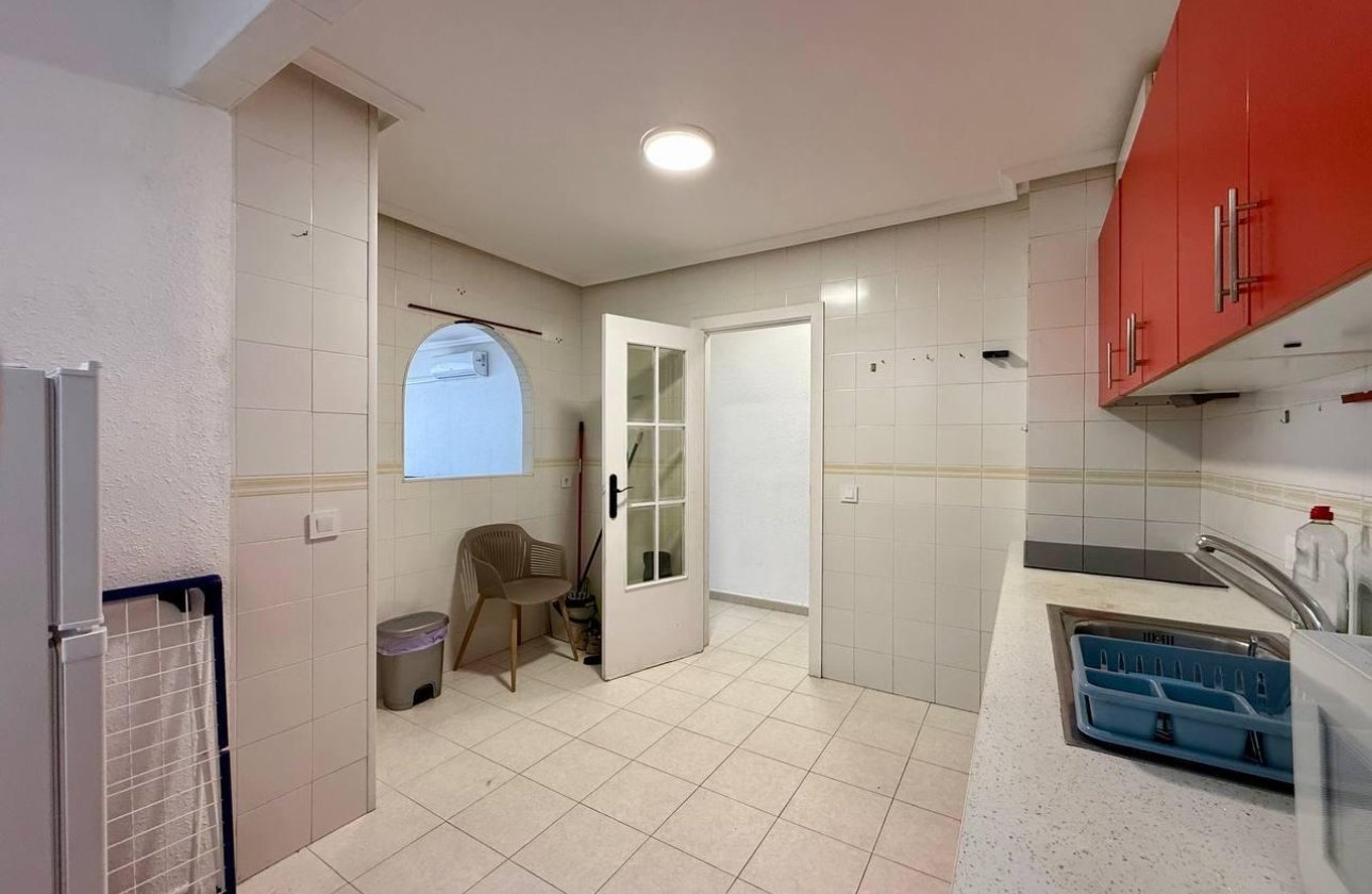 Resale - Apartment -
Torrevieja - Acequion