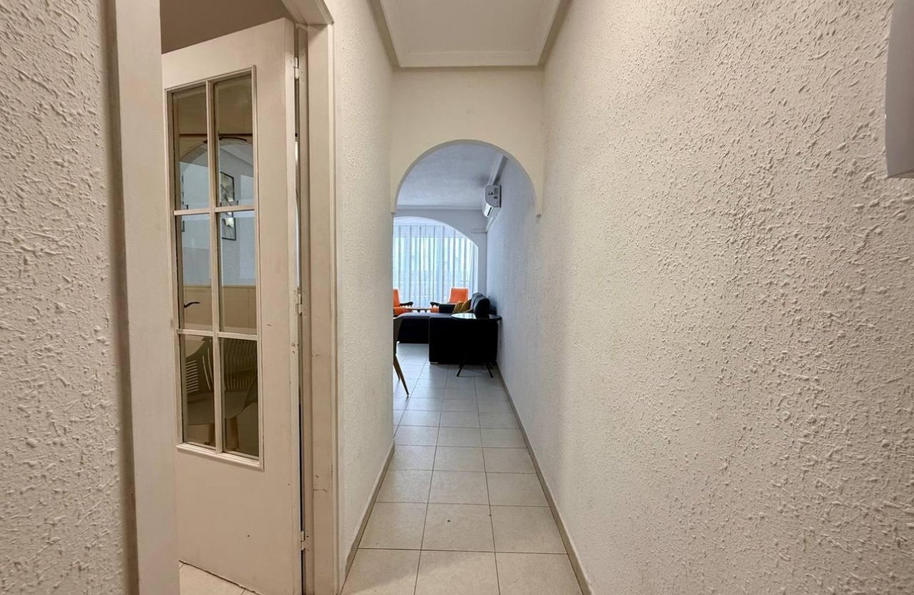 Resale - Apartment -
Torrevieja - Acequion