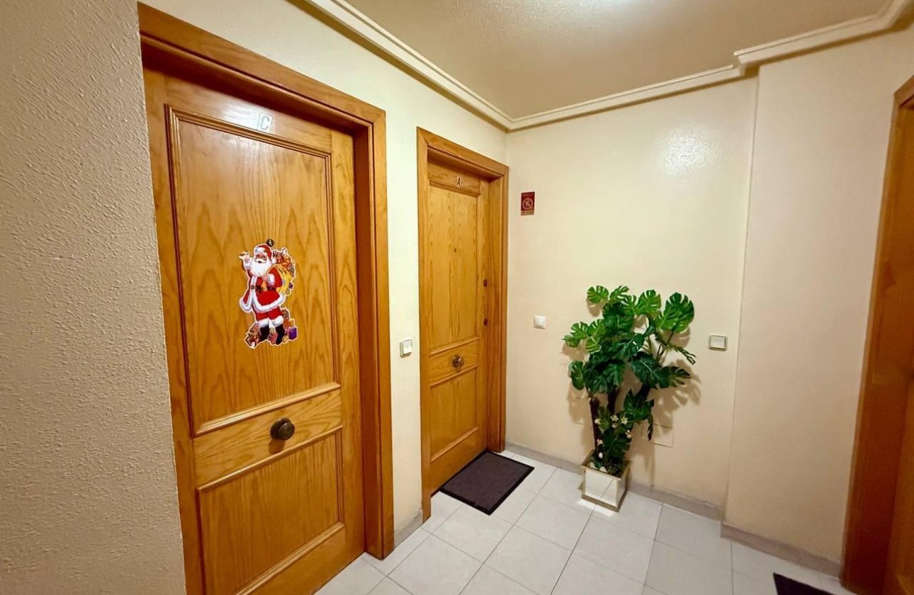 Resale - Apartment -
Torrevieja - Acequion