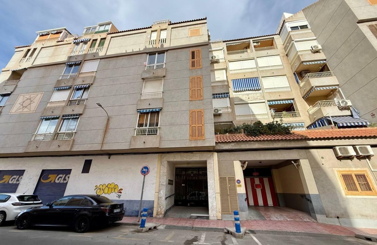 Resale - Apartment -
Torrevieja - Acequion