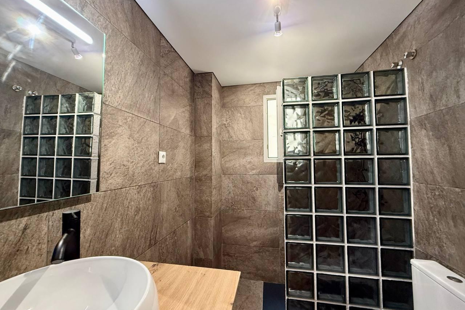 Resale - Apartment -
Torrevieja - Acequion