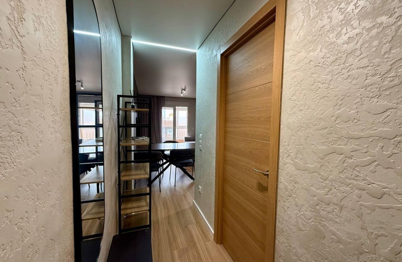 Resale - Apartment -
Torrevieja - Acequion