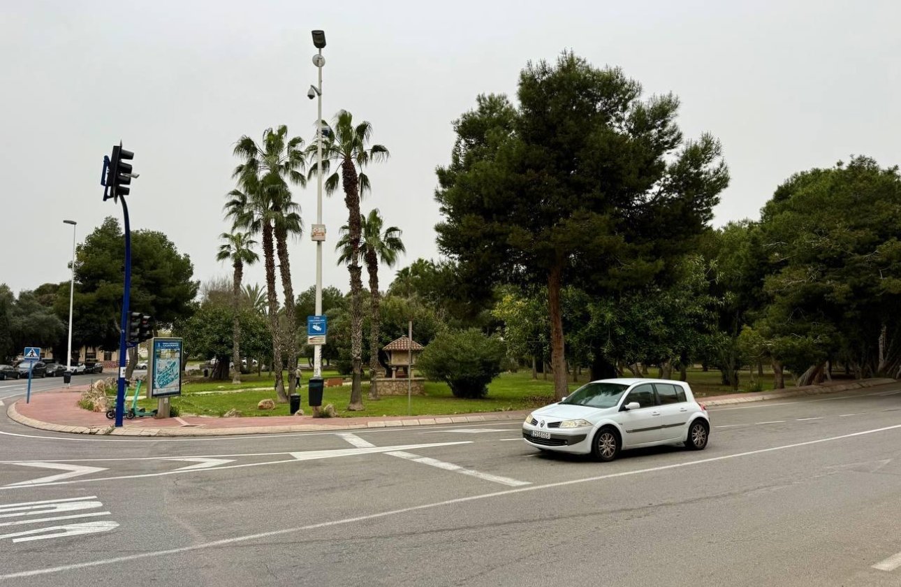 Resale - Apartment -
Torrevieja - Acequion