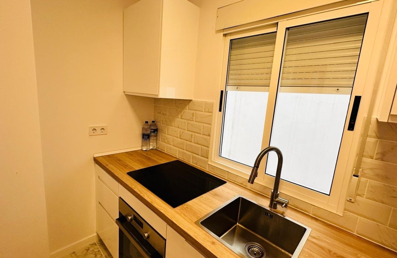 Resale - Apartment -
Torrevieja - Acequion