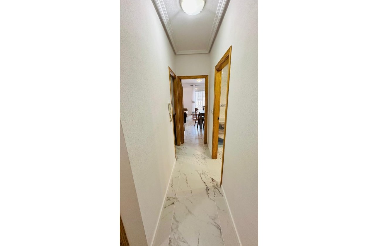 Resale - Apartment -
Torrevieja - Acequion