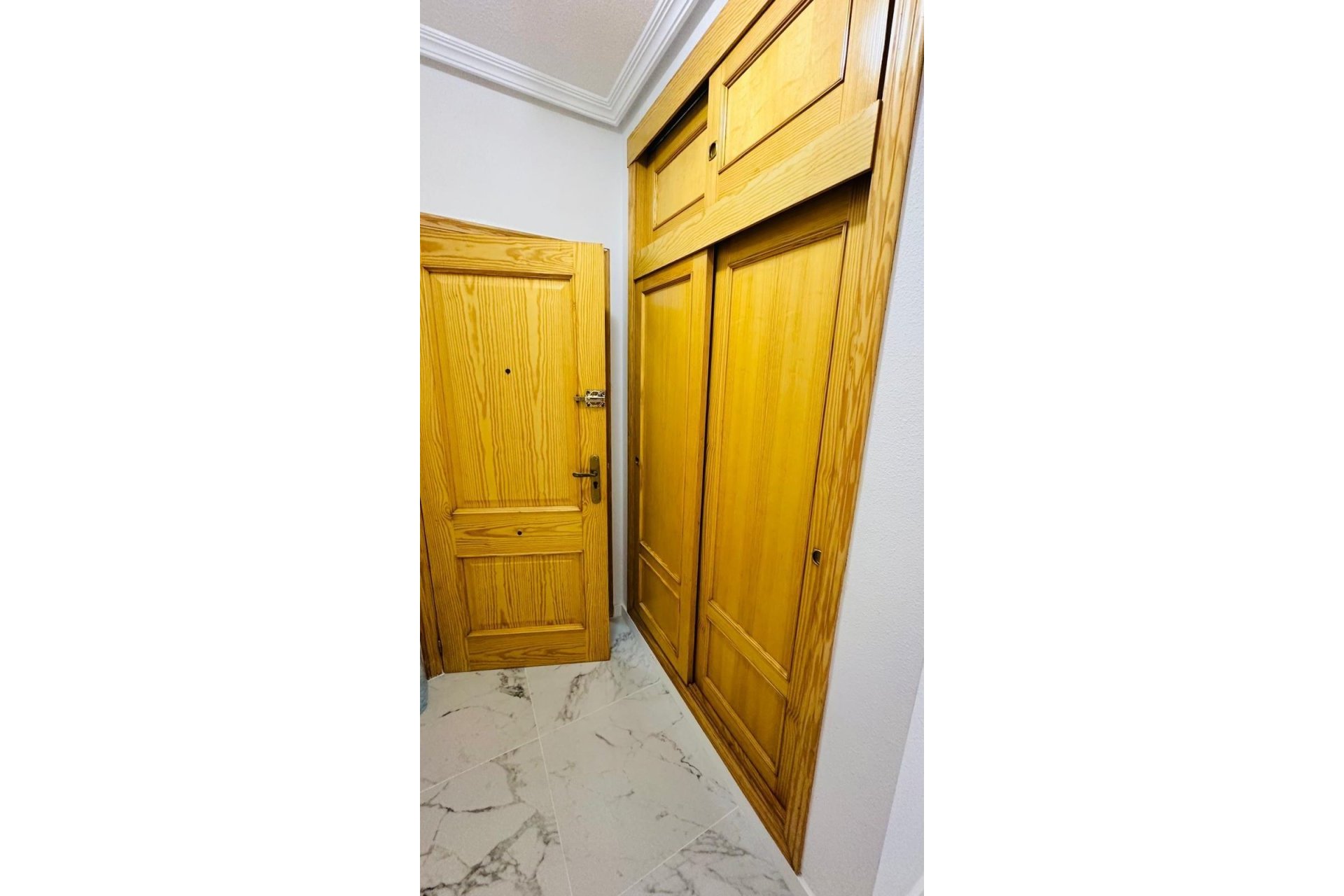 Resale - Apartment -
Torrevieja - Acequion