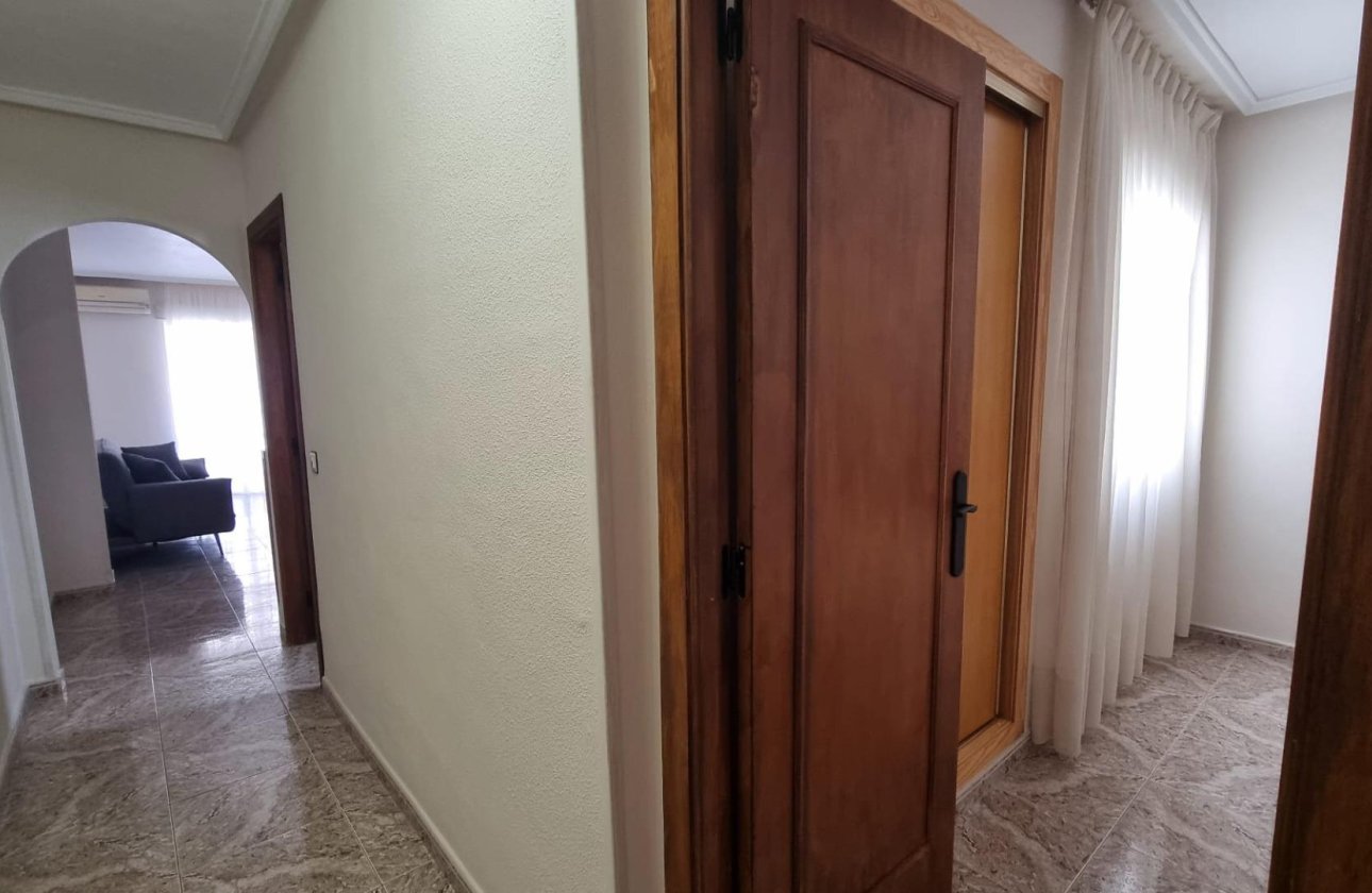 Resale - Apartment -
Torrevieja - Acequion