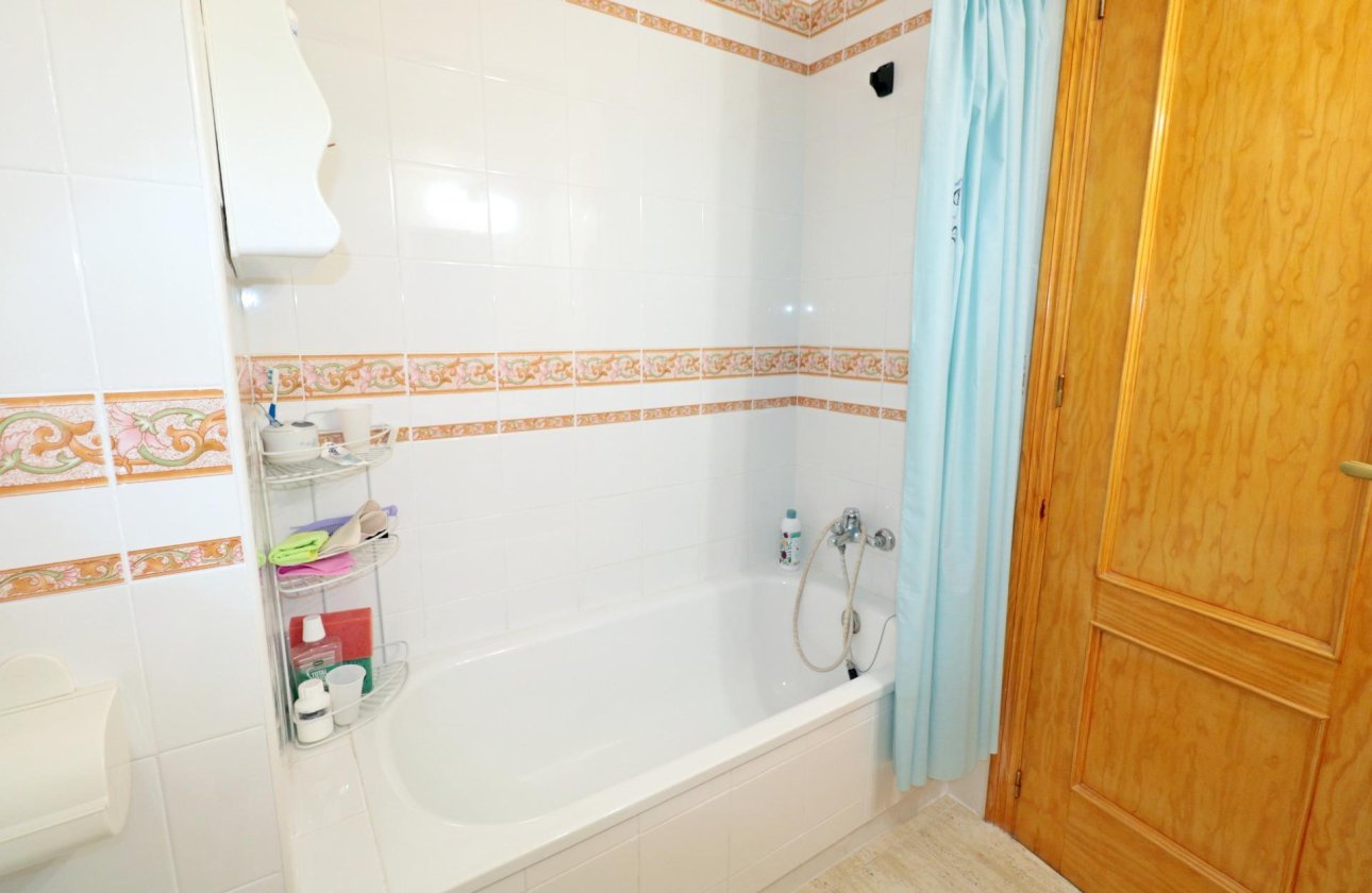 Resale - Apartment -
Torrevieja - Acequion