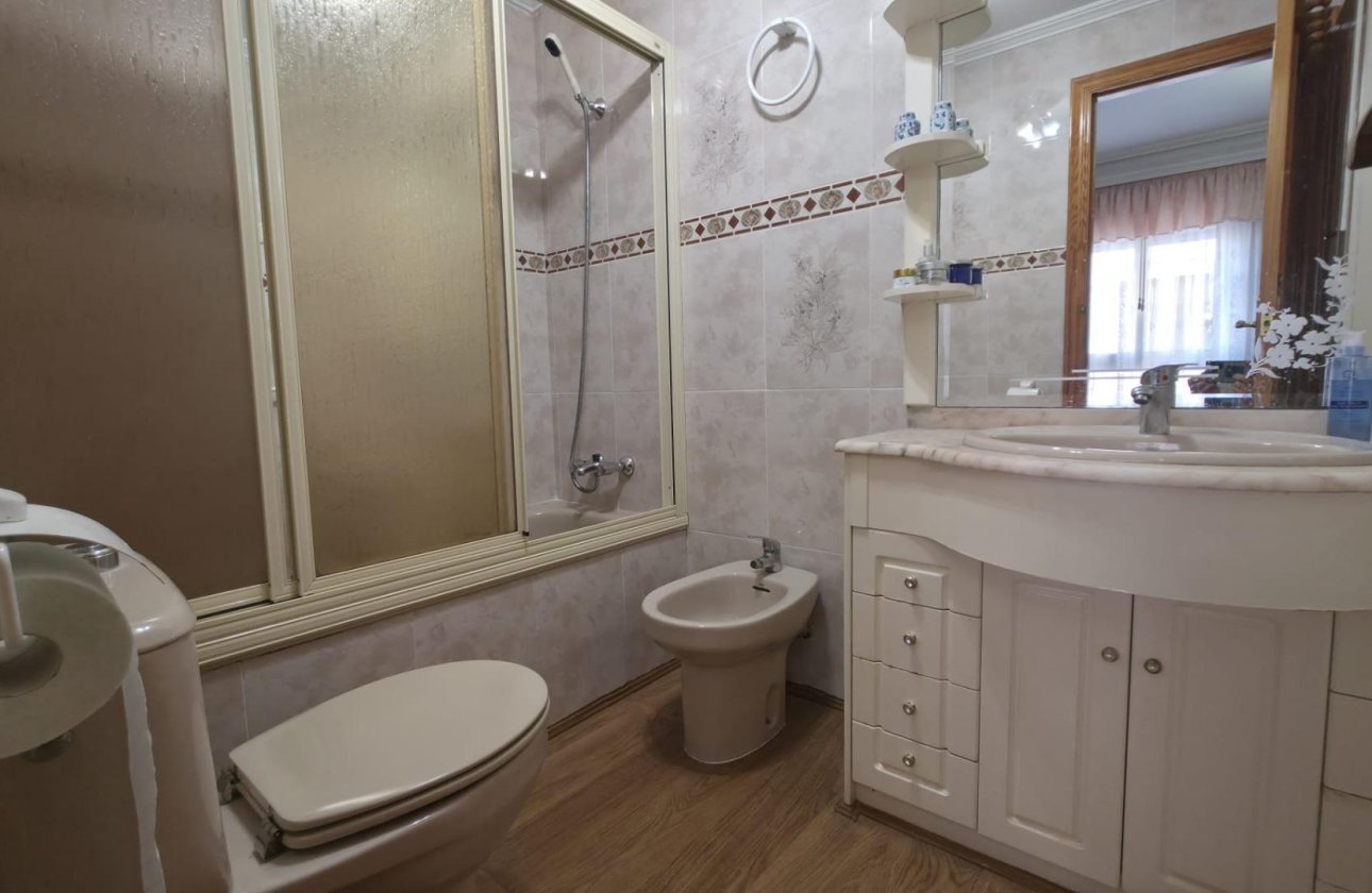 Resale - Apartment -
Torrevieja - Acequion