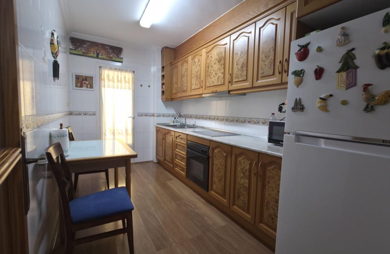 Resale - Apartment -
Torrevieja - Acequion