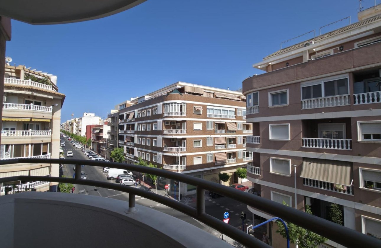 Resale - Apartment -
Torrevieja - Acequion