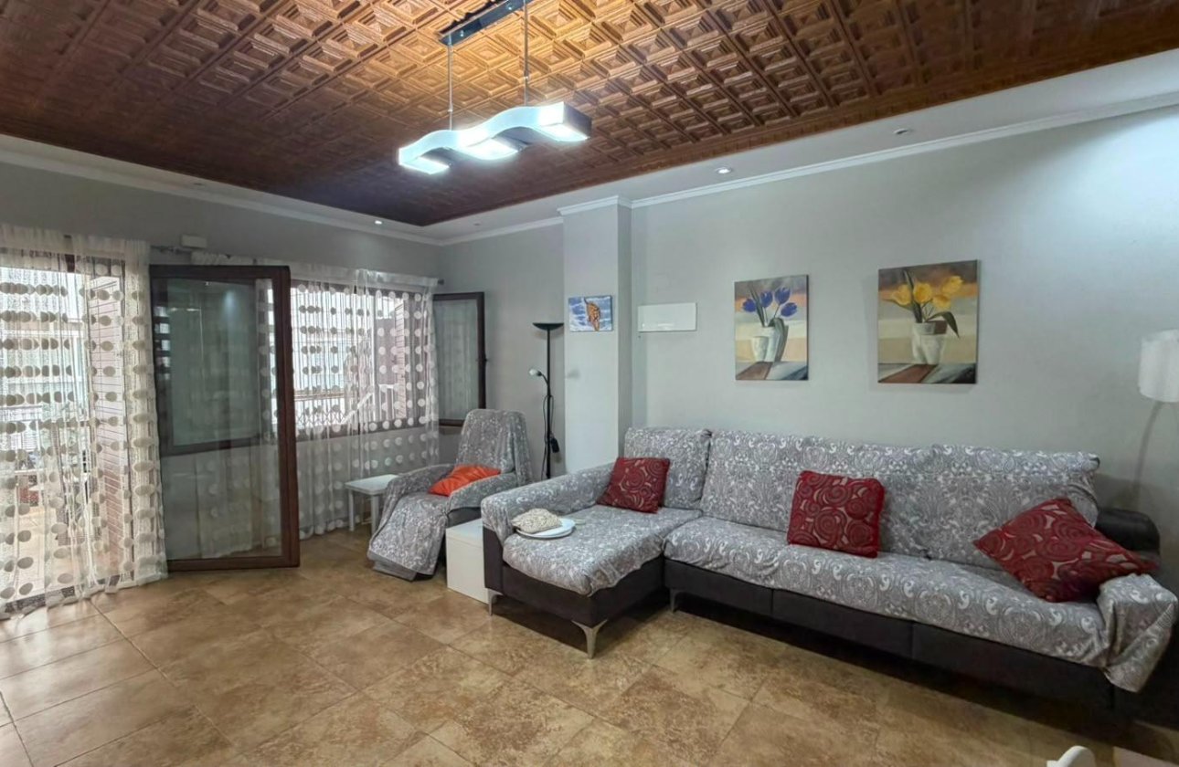 Resale - Apartment -
Torrevieja - Acequion
