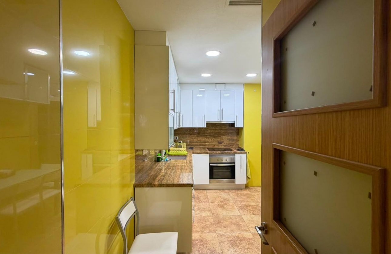 Resale - Apartment -
Torrevieja - Acequion