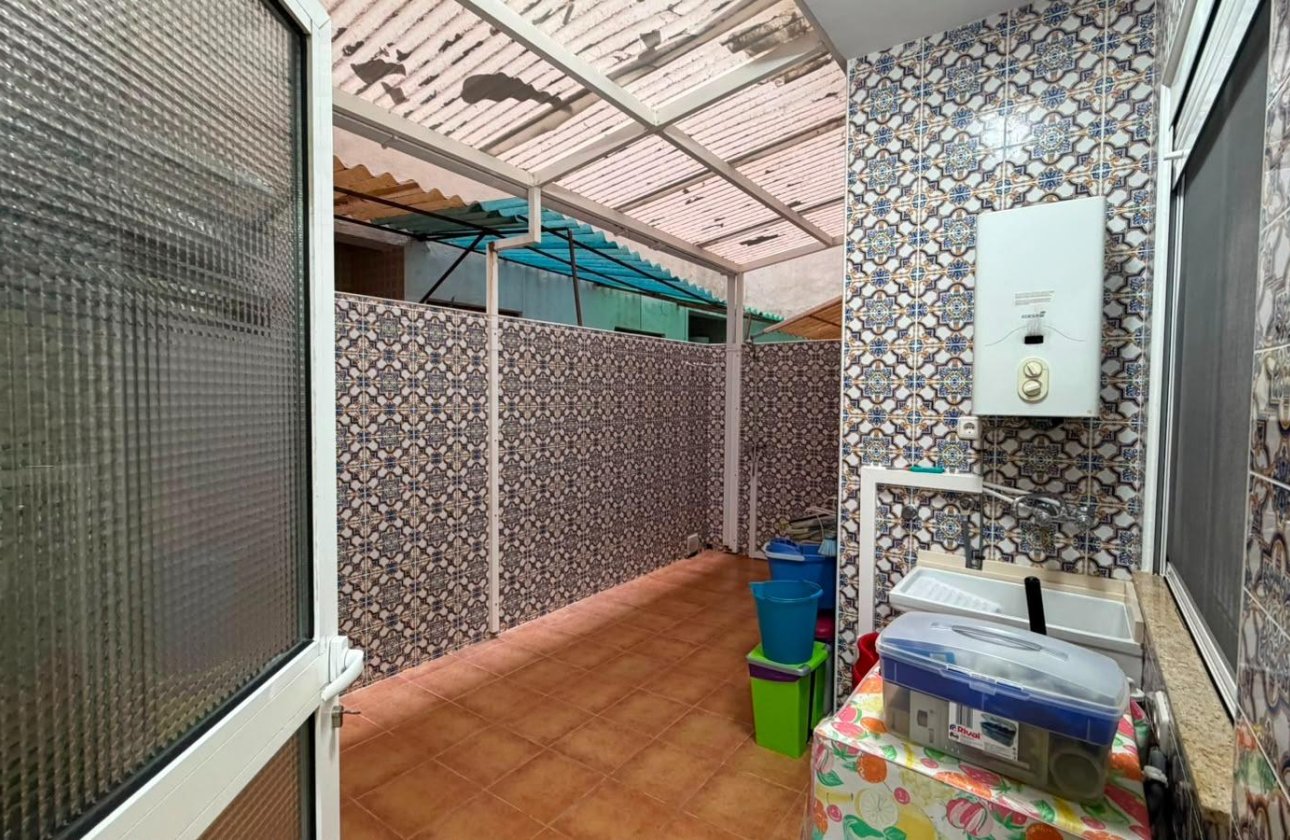 Resale - Apartment -
Torrevieja - Acequion