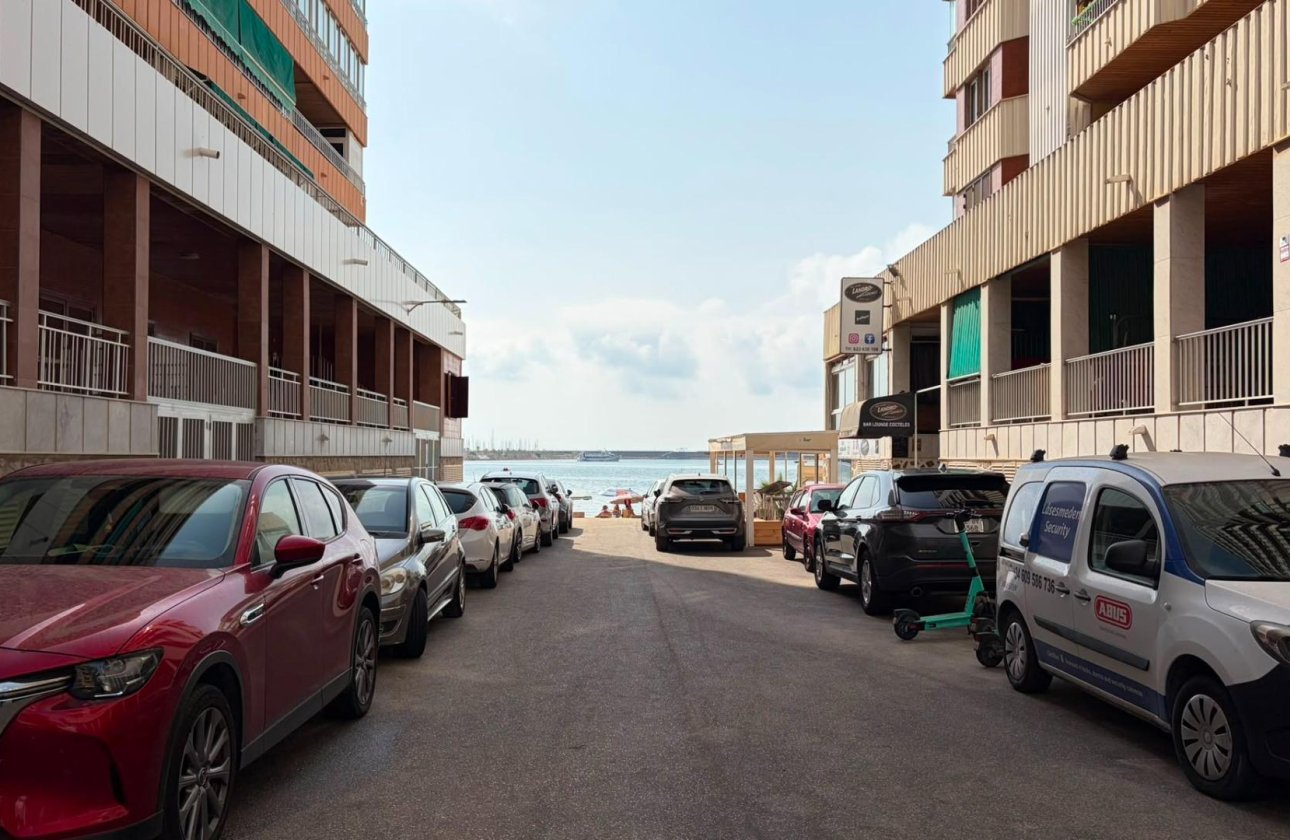 Resale - Apartment -
Torrevieja - Acequion