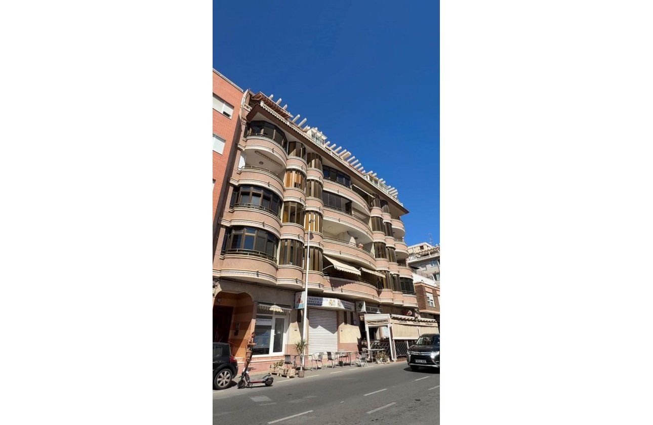 Resale - Apartment -
Torrevieja - Acequion