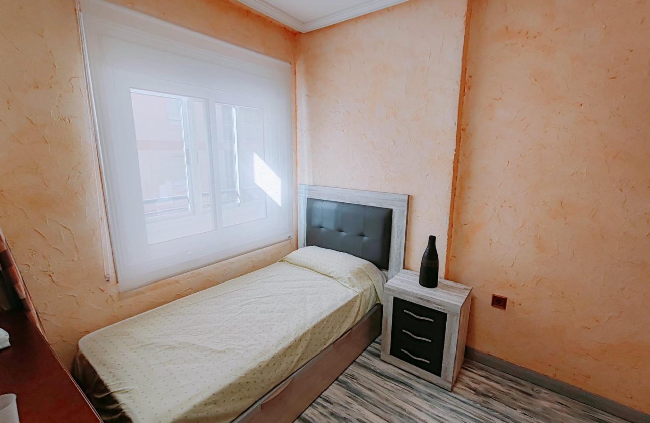 Resale - Apartment -
Torrevieja - Acequion